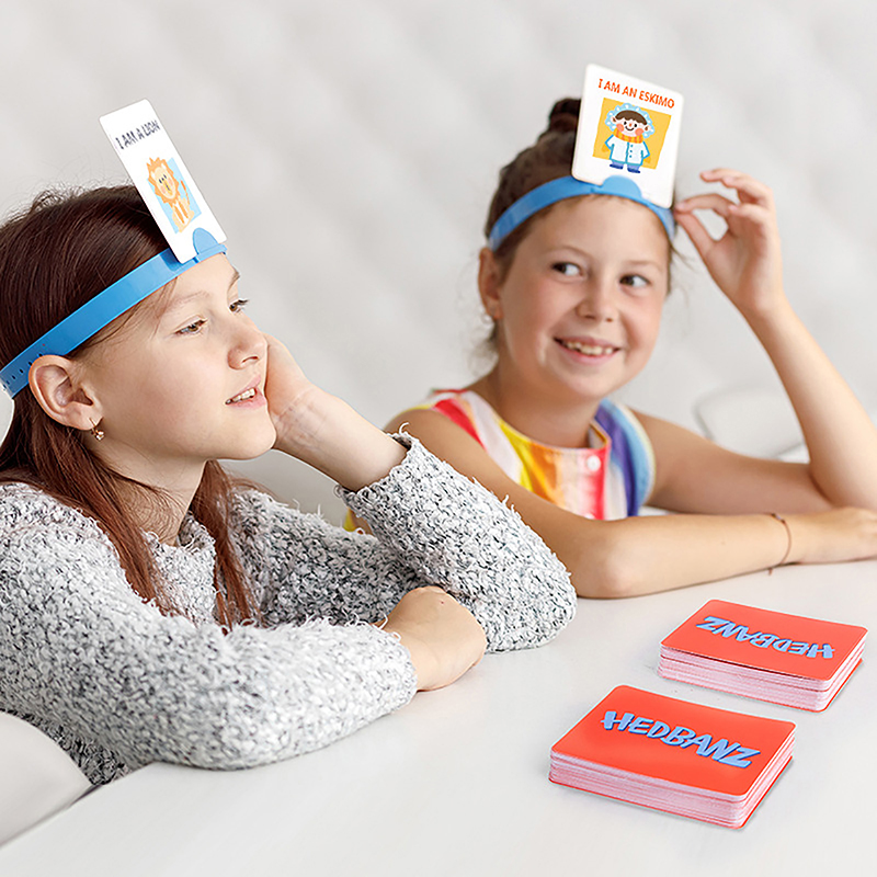 Kafa bandı oyunu eğlenceli tah - Board Game Guess Who incelemesi ve fiyatı